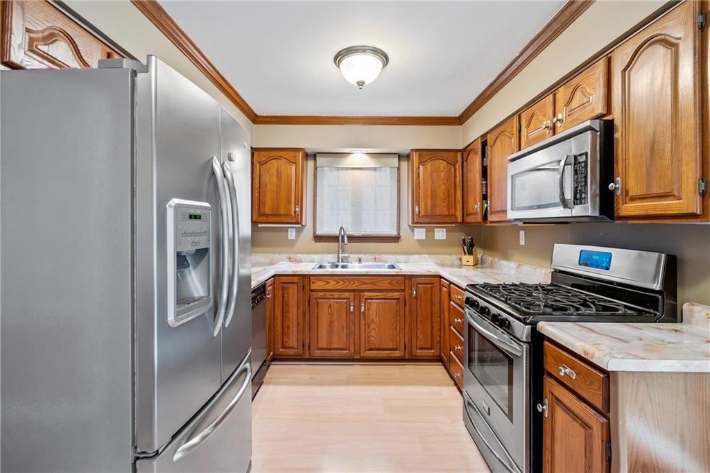 1393 Washington Road Pittsburgh, PA 15228 - Photo 3 of 25 Gallery Image 3