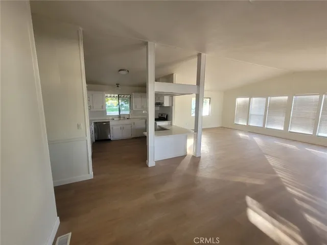 $195,000 | 1030 East Avenue S, Unit 36, Palmdale, CA 93550