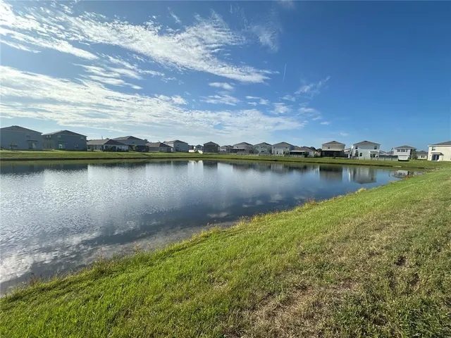 $2,575 | 16626 Mosaic Oar Drive, Wimauma, FL 33598