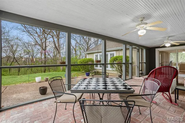 $669,000 | 27 Chesterton Lane, Chesterfield, MO 63017