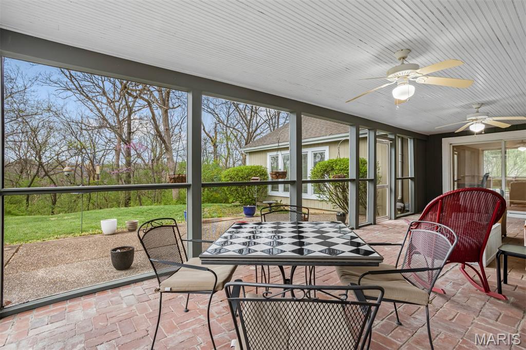 27 Chesterton Lane Chesterfield, MO 63017 - Photo 33 of 38