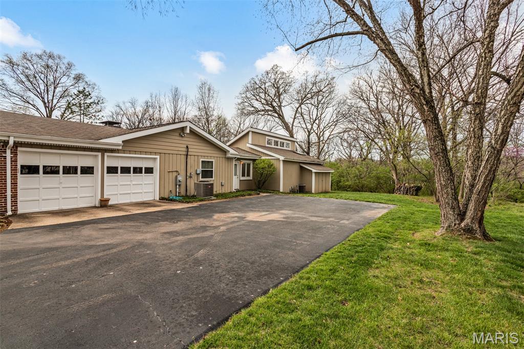 27 Chesterton Lane Chesterfield, MO 63017 - Photo 37 of 38