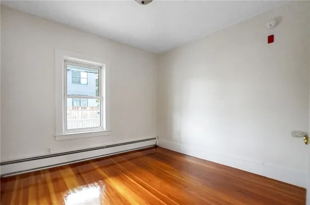 $2,500 | 292 Pleasant Street, Unit 1, East Providence, RI 02916