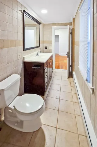 $2,500 | 292 Pleasant Street, Unit 1, East Providence, RI 02916