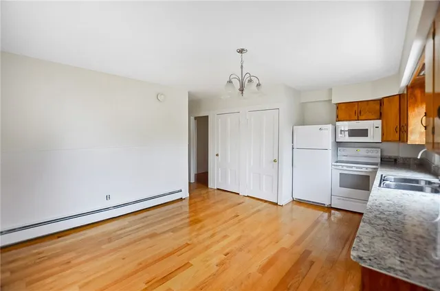 $2,500 | 292 Pleasant Street, Unit 1, East Providence, RI 02916