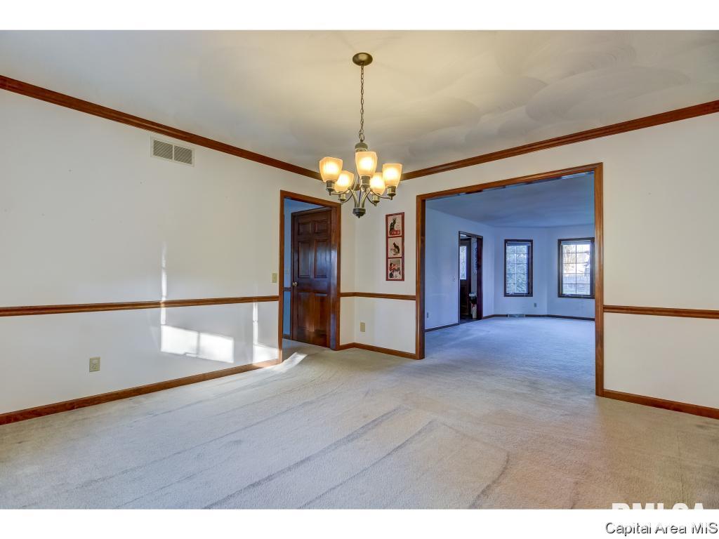 3101 Red Bud Lane Springfield, IL 62712 - Photo 18 of 36 Gallery Image 18