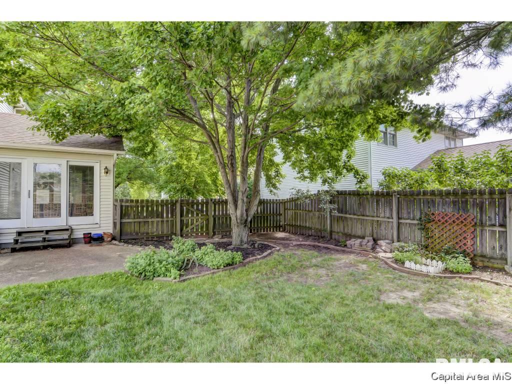 3101 Red Bud Lane Springfield, IL 62712 - Photo 36 of 36 Gallery Image 36