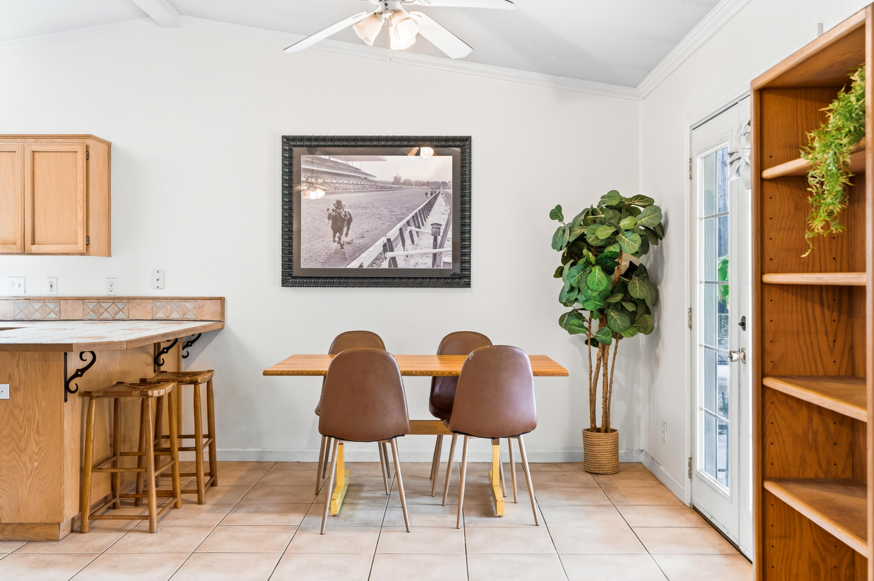 40 Ortega Court Redding, CA 96003 - Photo 6 of 29 a view of a livingroom with furniture and a potted plant