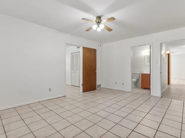 $1,600 | 4804 South Drive, Fort Worth, TX 76132