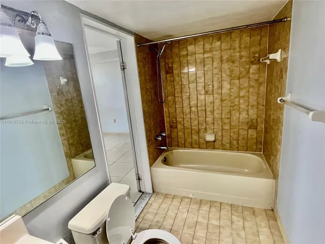 $2,000 | 11800 Southwest 18th Street, Unit 3124, Miami, FL 33175