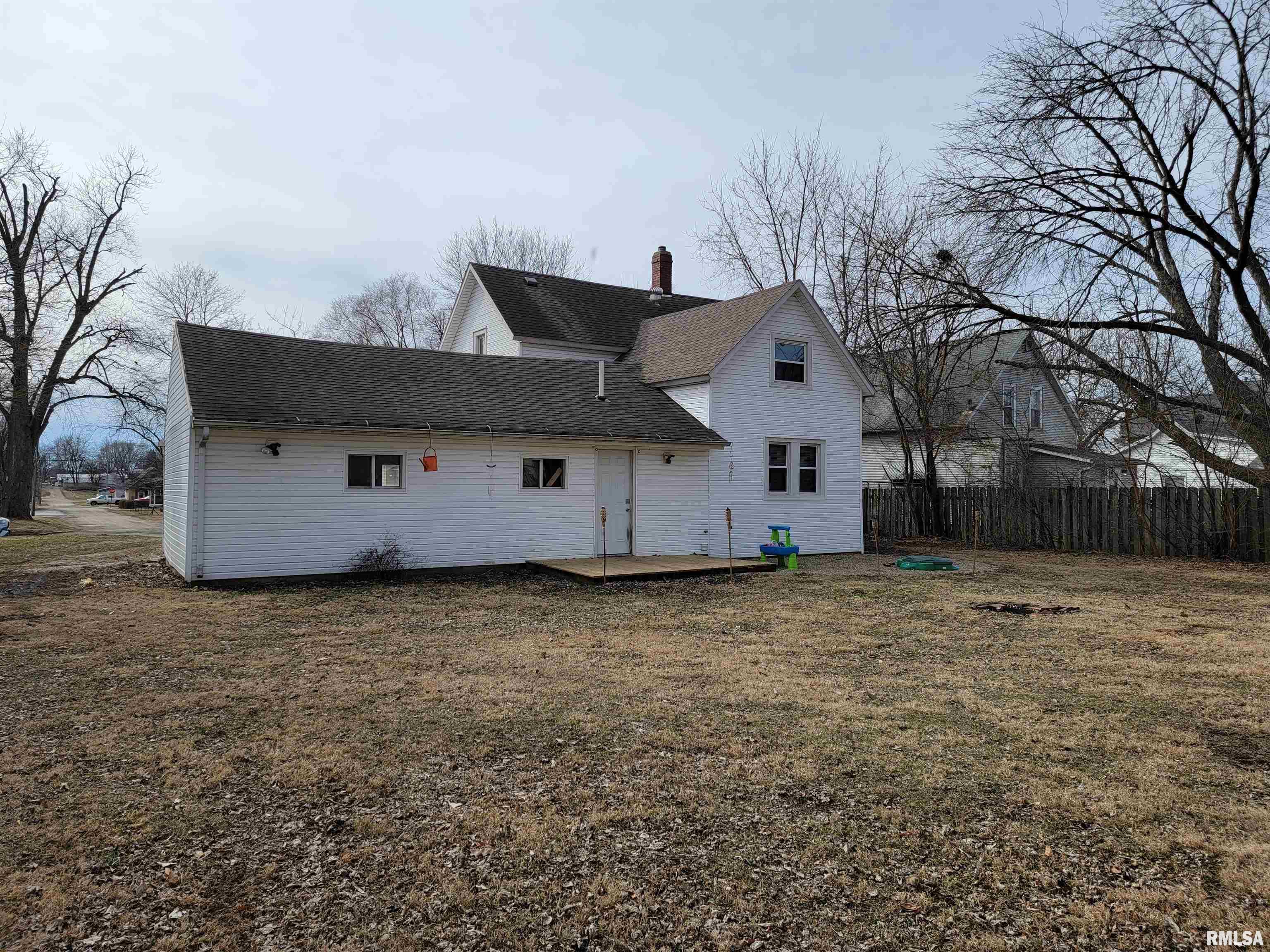 875 East Walnut Street Canton, IL 61520 - Photo 31 of 40 Gallery Image 31
