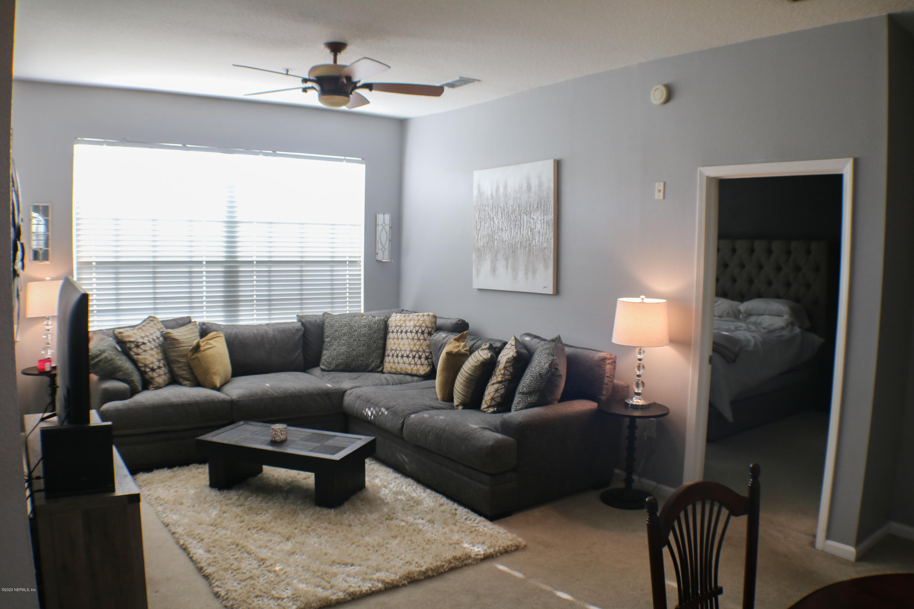 10550 Baymeadows Road, Unit 312 Jacksonville, FL 32256 - Photo 3 of 13 Living Area