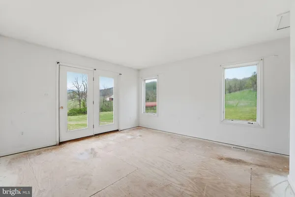 $1,299,000 | 1901 Misty Mdws Lane, Markham, VA 22643