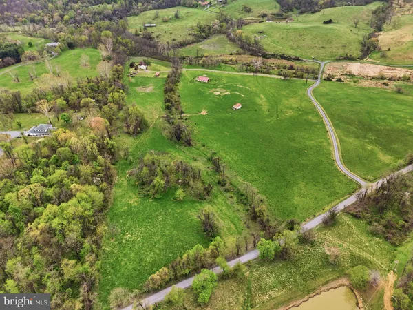 $1,299,000 | 1901 Misty Mdws Lane, Markham, VA 22643