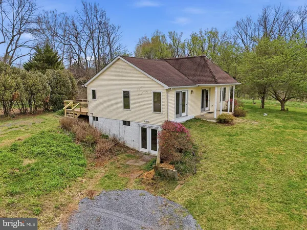 $1,299,000 | 1901 Misty Mdws Lane, Markham, VA 22643