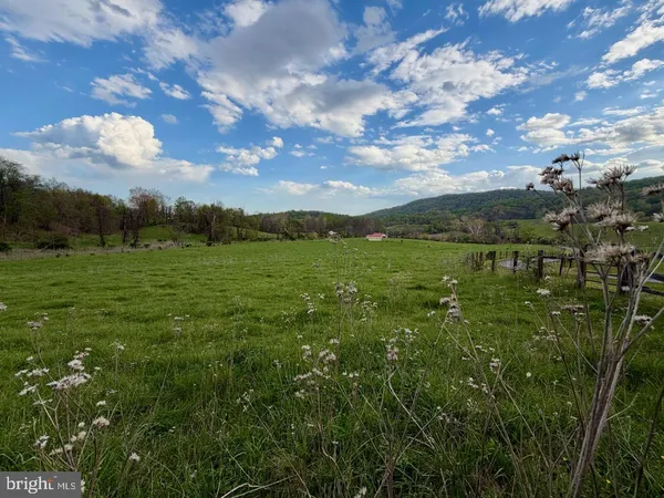 $1,299,000 | 1901 Misty Mdws Lane, Markham, VA 22643