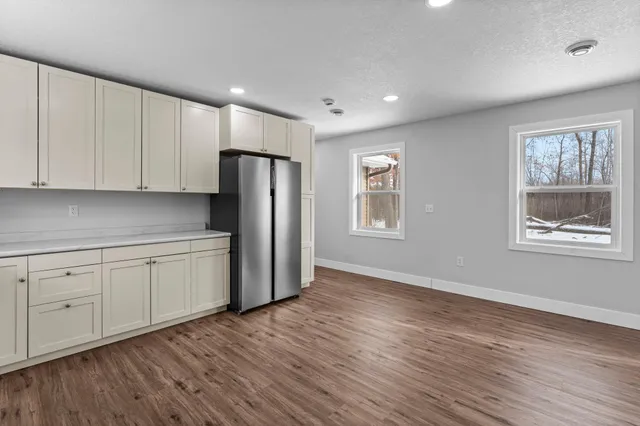 $1,600 | 1782 Us Highway, St. Croix Falls, WI 54024