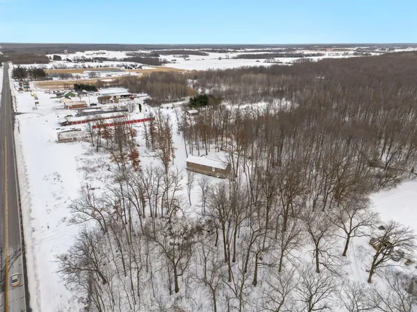 $1,600 | 1782 Us Highway, St. Croix Falls, WI 54024