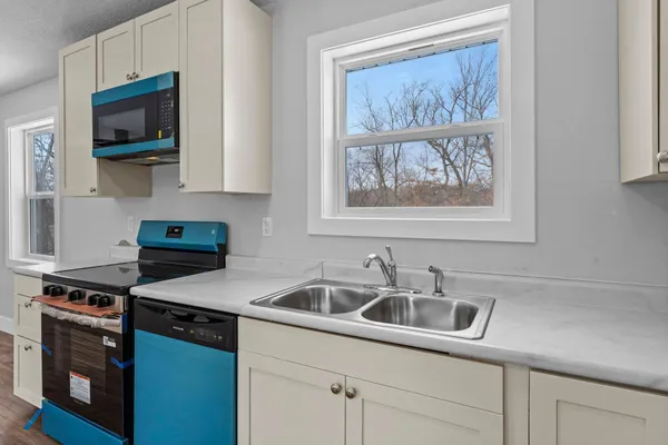 $1,600 | 1782 Us Highway, St. Croix Falls, WI 54024