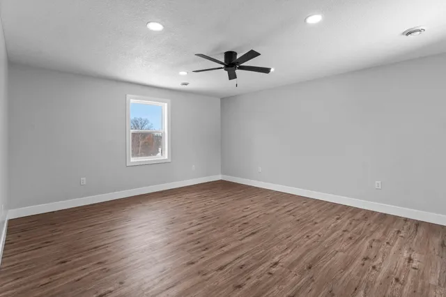 $1,600 | 1782 Us Highway, St. Croix Falls, WI 54024