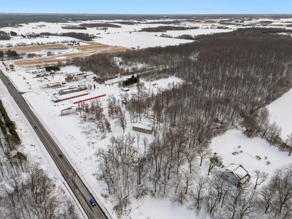 $1,600 | 1782 Us Highway, St. Croix Falls, WI 54024