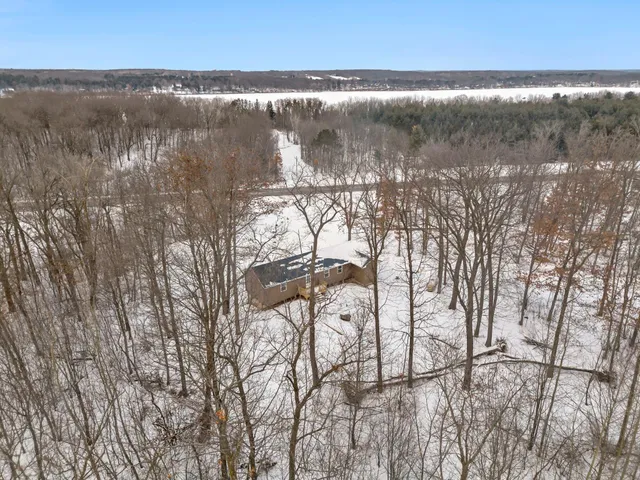 $1,600 | 1782 Us Highway, St. Croix Falls, WI 54024
