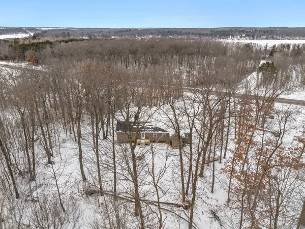 $1,600 | 1782 Us Highway, St. Croix Falls, WI 54024