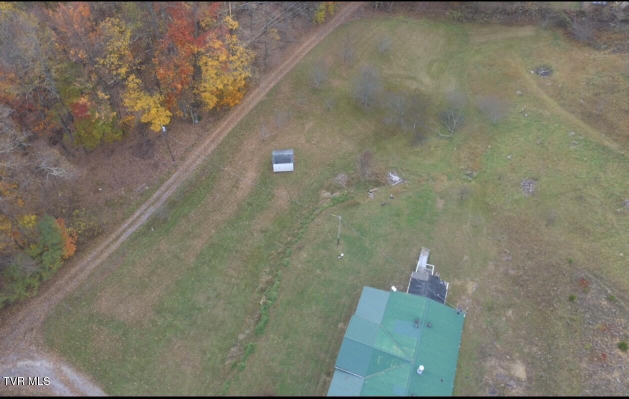 208 Observation Drive Duffield, VA 24244 - Photo 10 of 27 IMG_8342