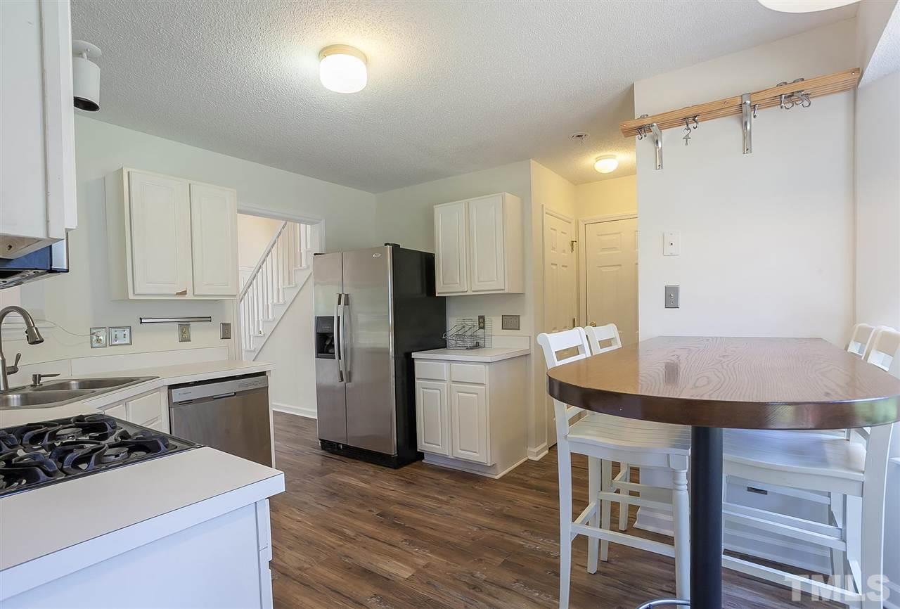1133 Stoneferry Lane Raleigh, NC 27606 - Photo 17 of 29 Gallery Image 17