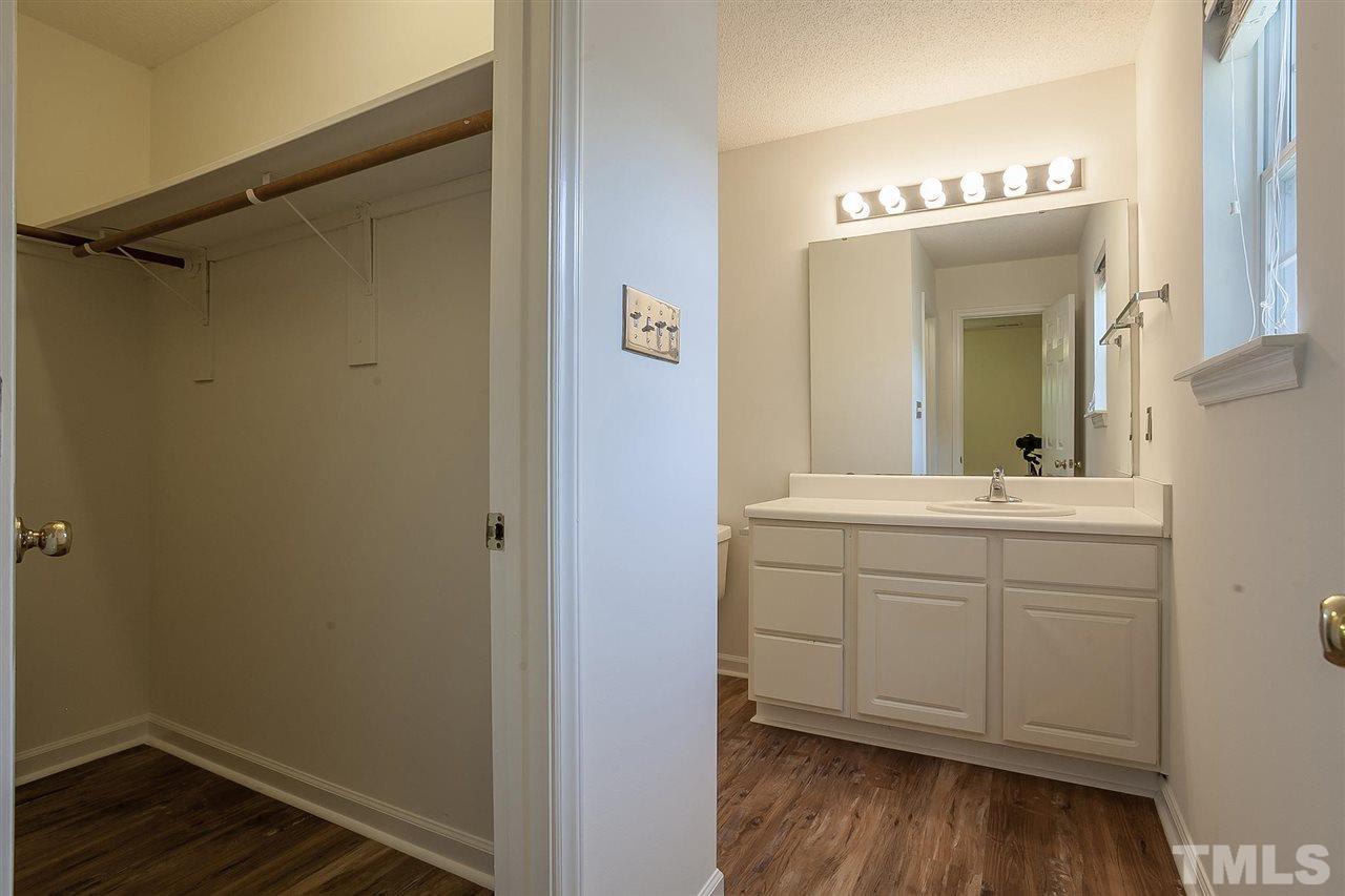 1133 Stoneferry Lane Raleigh, NC 27606 - Photo 24 of 29 Gallery Image 24