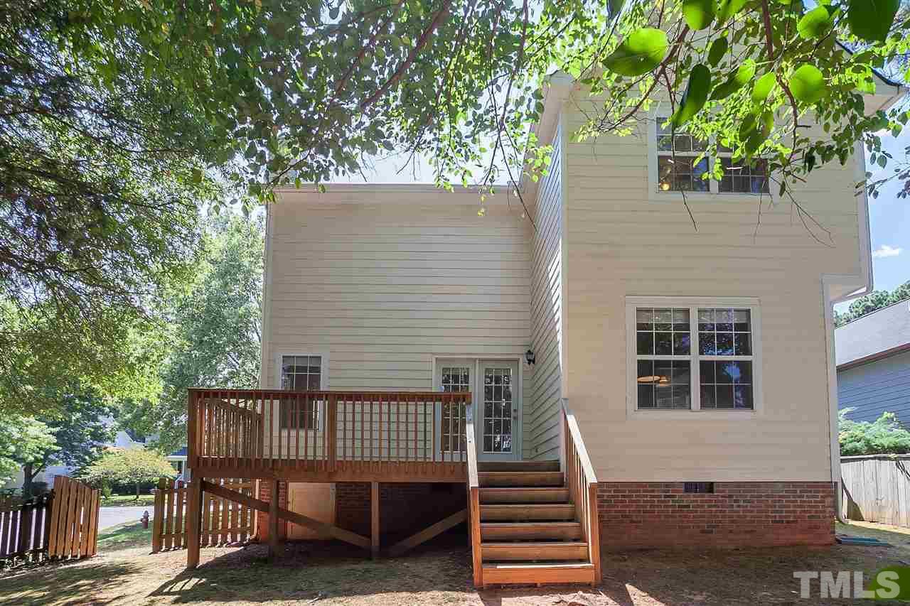 1133 Stoneferry Lane Raleigh, NC 27606 - Photo 8 of 29 Gallery Image 8