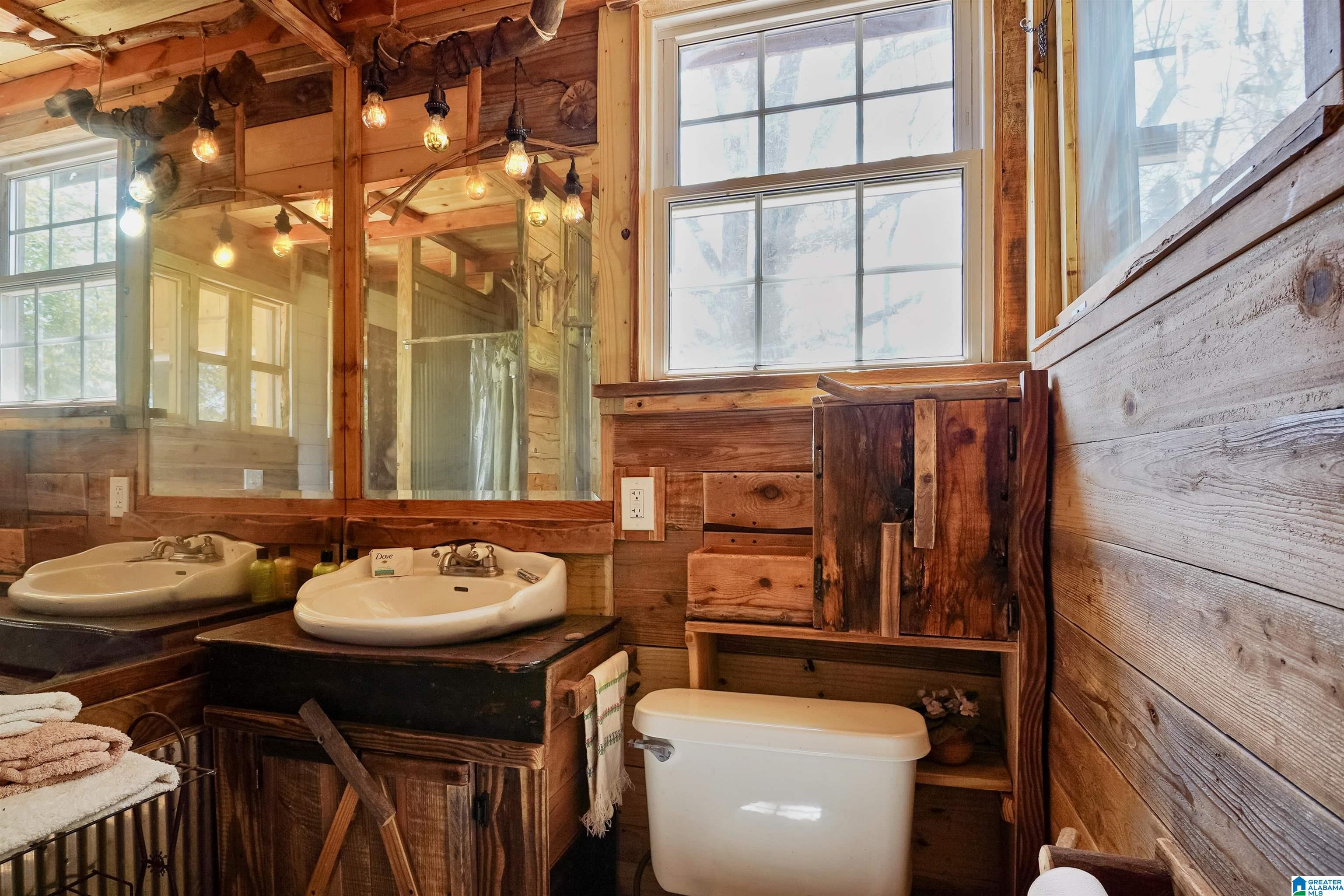 237 Marion Stough Road Fayette, AL 35555 - Photo 4 of 59