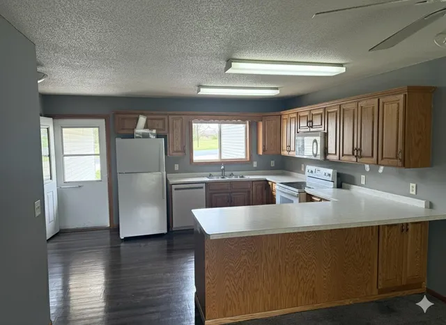 $1,500 | 1920 11th Avenue, Unit 2, Baldwin, WI 54002