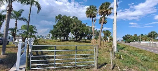 $200,000 | Tbd Tbd Tbd Highway, Okeechobee, FL 34974