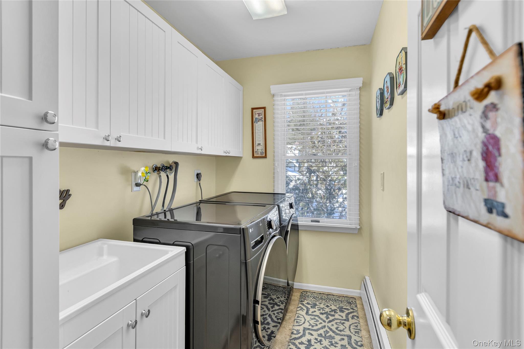 251 Vineyard Road Huntington Bay, NY 11743 - Photo 11 of 25