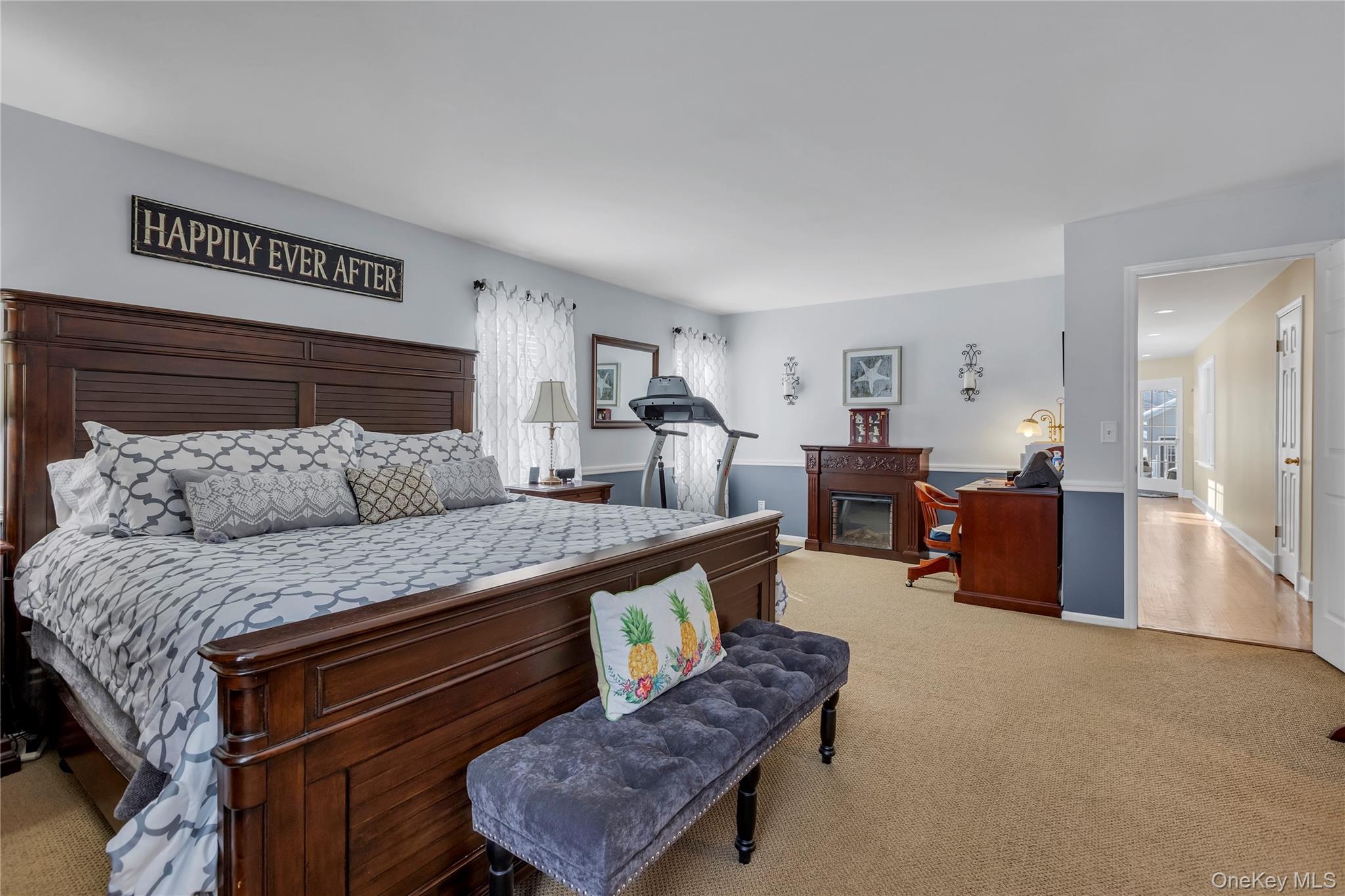 251 Vineyard Road Huntington Bay, NY 11743 - Photo 16 of 25