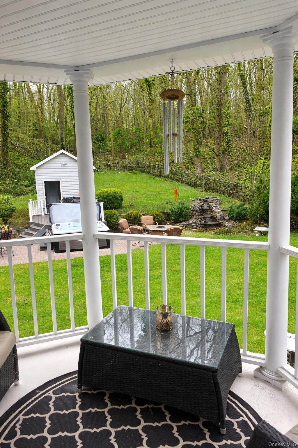 251 Vineyard Road Huntington Bay, NY 11743 - Photo 21 of 25