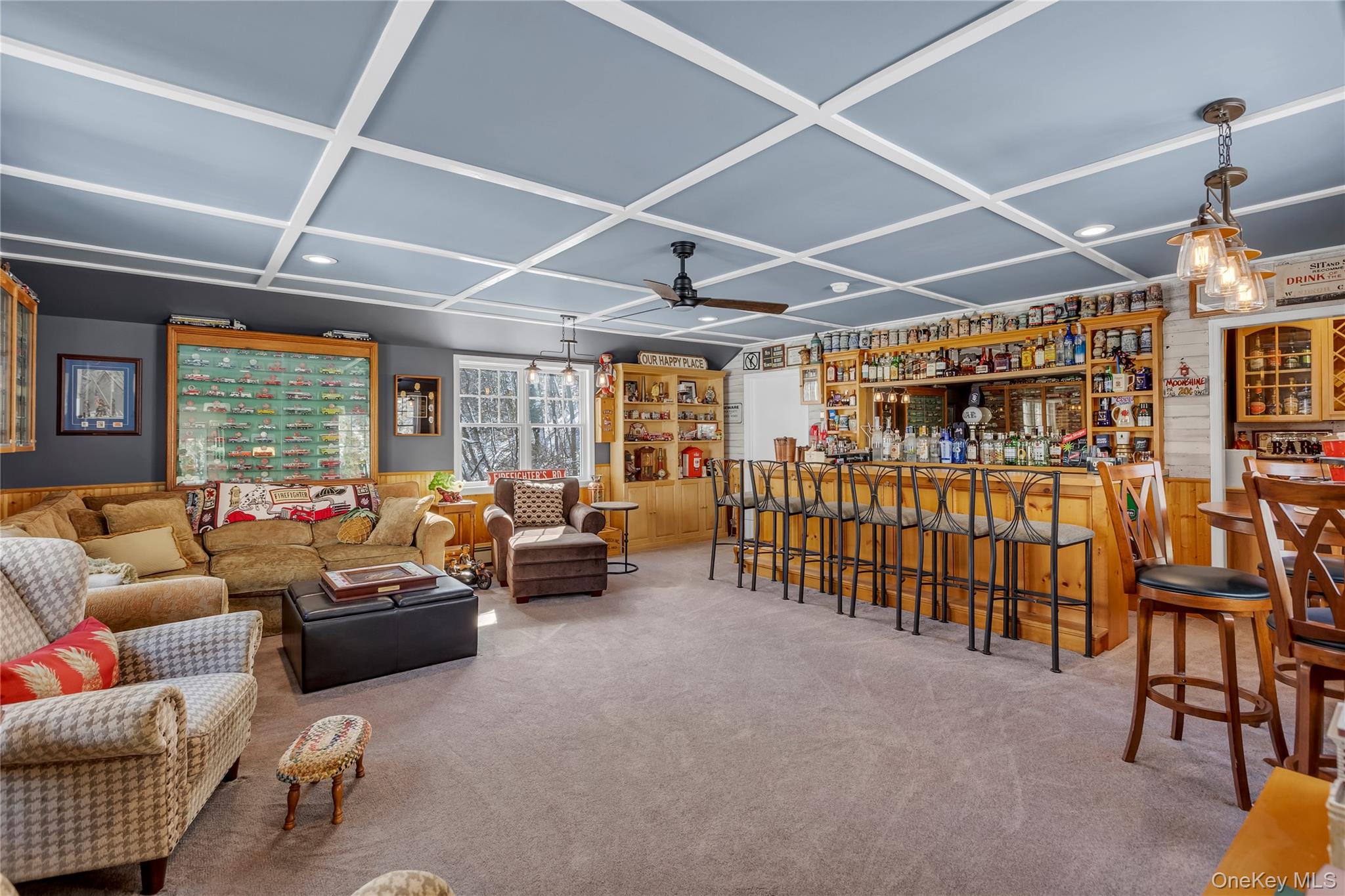 251 Vineyard Road Huntington Bay, NY 11743 - Photo 22 of 25