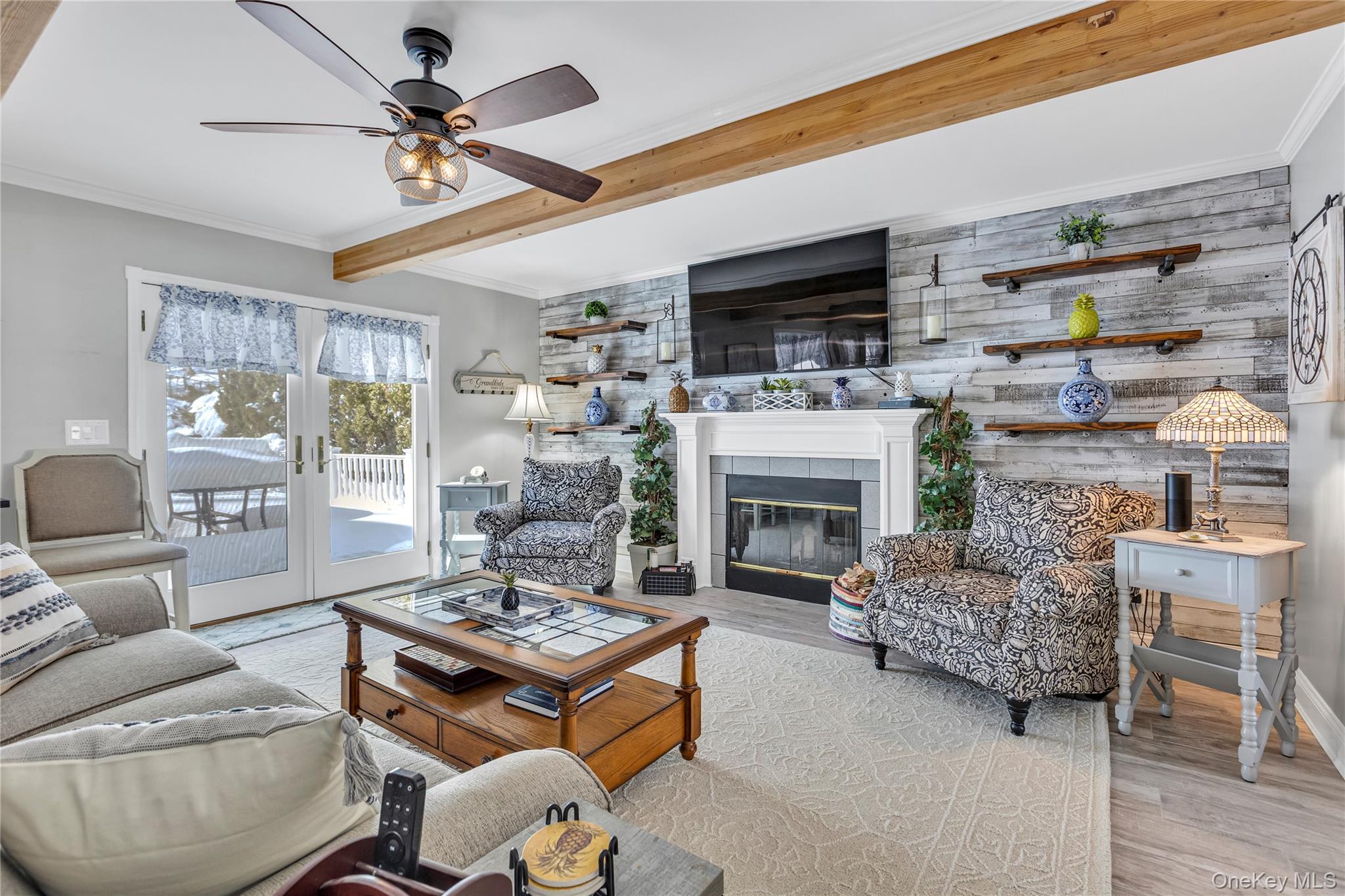 251 Vineyard Road Huntington Bay, NY 11743 - Photo 5 of 25