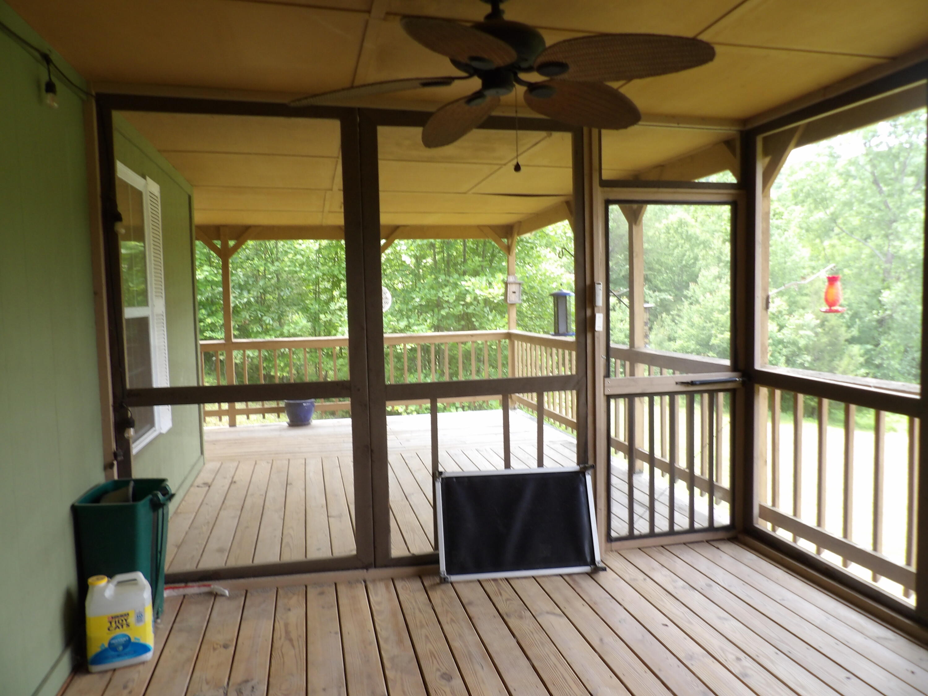 716 Fernhill Road Pikeville, TN 37367 - Photo 5 of 55 100_2532