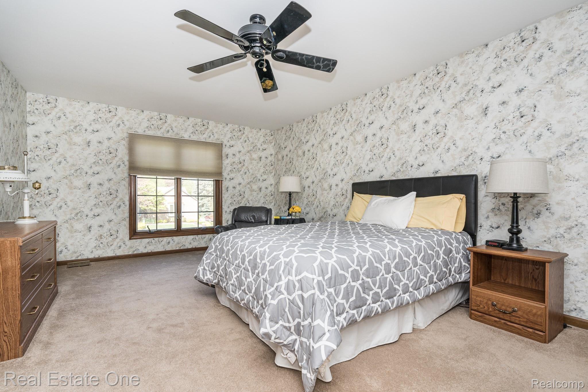3798 Summit Ridge Drive Rochester, MI 48306 - Photo 19 of 32 3798 Summit Ridge Owner's Suite MLS-W019.jpg