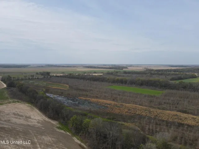 $3,475,650 | 448 Ms, Shaw, MS 38773