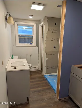 $1,350 | 1731 Ferguson Street, Unit 2, Rotterdam, NY 12303