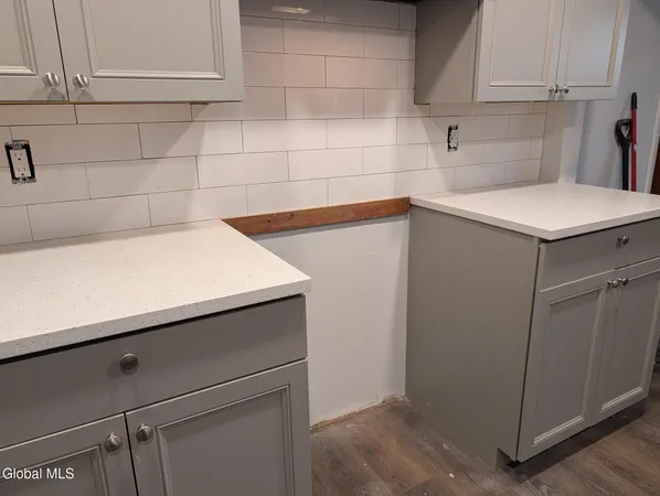 $1,350 | 1731 Ferguson Street, Unit 2, Rotterdam, NY 12303