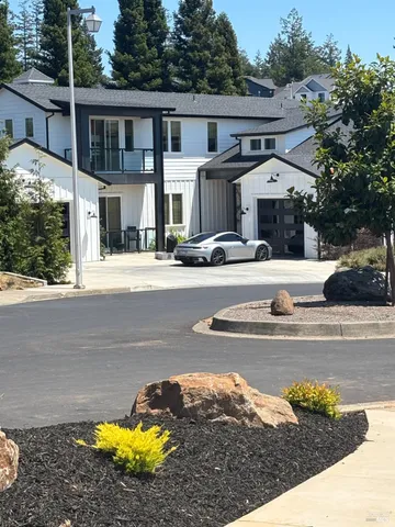 $1,899,000 | 3742 Sawgrass Place, Santa Rosa, CA 95403