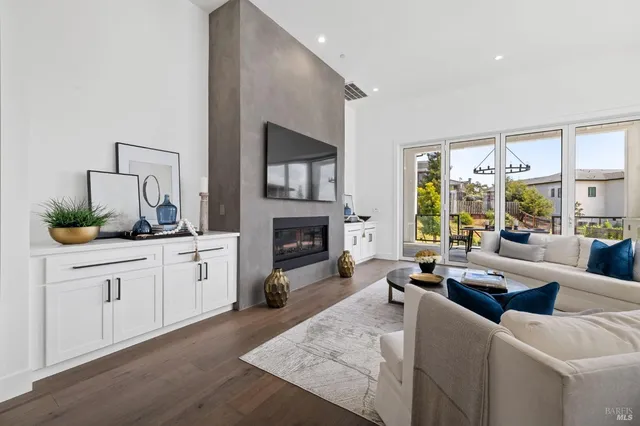 $1,899,000 | 3742 Sawgrass Place, Santa Rosa, CA 95403