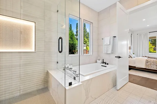 $1,899,000 | 3742 Sawgrass Place, Santa Rosa, CA 95403