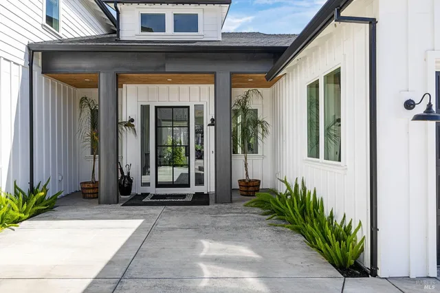 $1,899,000 | 3742 Sawgrass Place, Santa Rosa, CA 95403