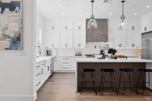 $1,899,000 | 3742 Sawgrass Place, Santa Rosa, CA 95403