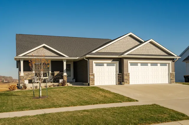 $659,900 | 1667 Brandt Drive Northeast, Byron, MN 55920